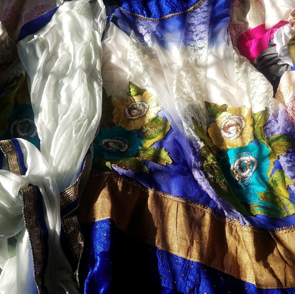Indian dresses - Picture 3 of 5